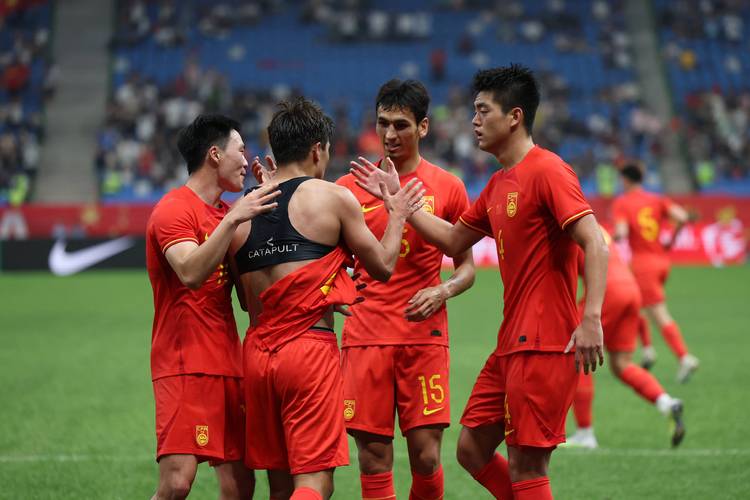 中国足球国奥队直播的相关图片
